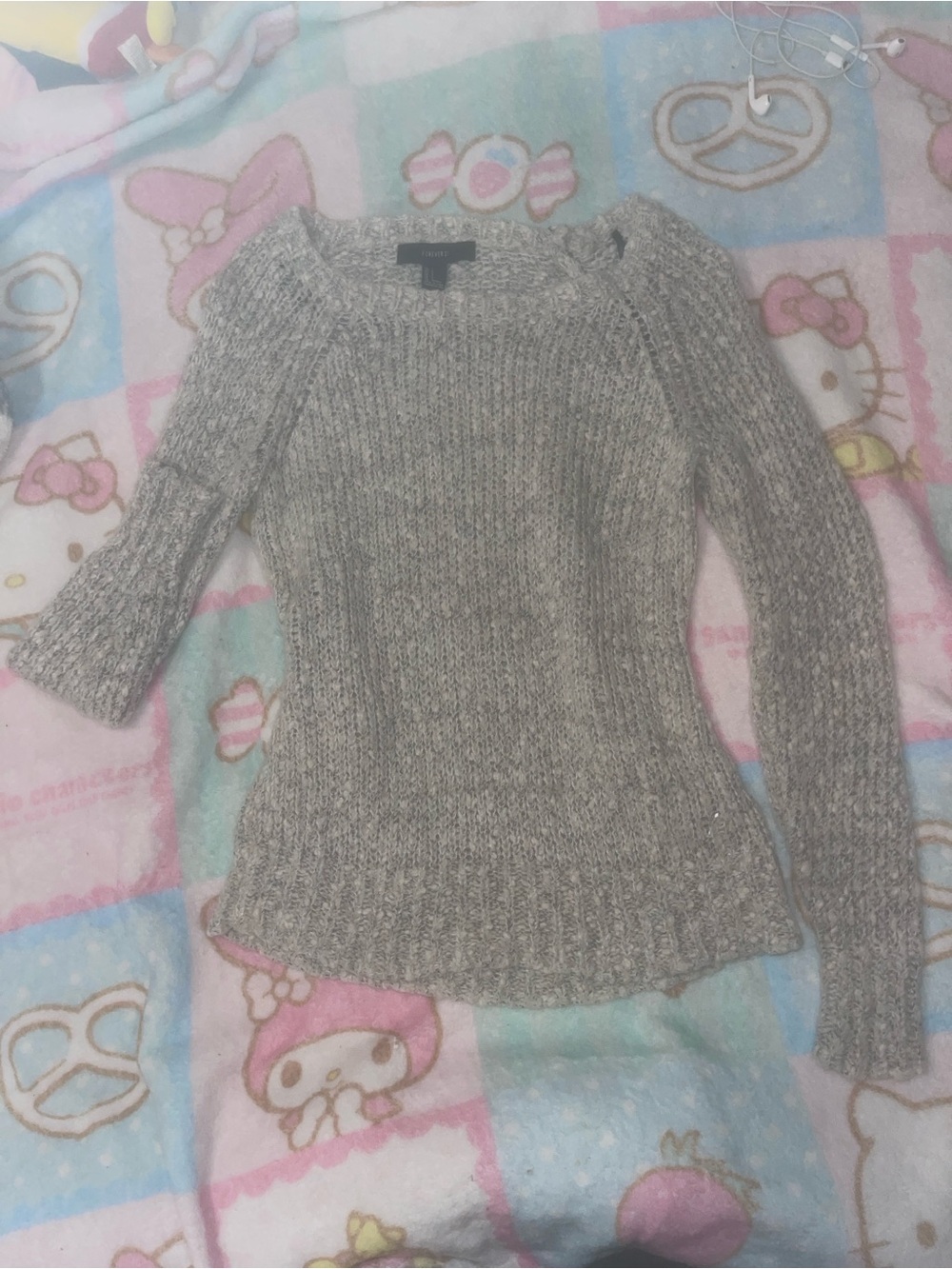 Forever 21 Cream and Gray Ribbed Crewneck Sweater